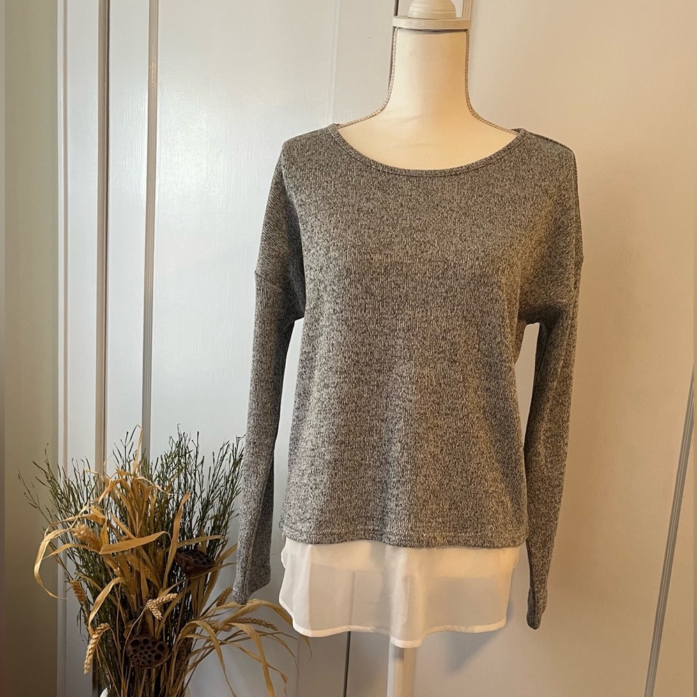 Lulus Gray Long Sleeve Sweater with White Layer